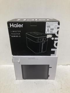 Lot 689  
            Birmingham SR108 - Parcel Delivery Only 
                
2 X JOHN LEWIS & PARTNERS ITEMS TO INCLUDE 2 SLICE TOASTER