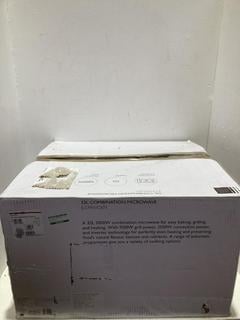 Lot 750  
            Birmingham SR108 - Parcel Delivery Only 
                
JOHN LEWIS & PARTNERS 32L 1000W MICROWAVE