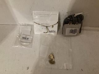 Lot 75  
            Birmingham SR108 - Parcel Delivery Only 
                
4 X ITEMS TO INCLUDE JOHN LEWIS & PARTNERS ESTELLA BARTLETT LIVE AS YOU DREAM BRA...