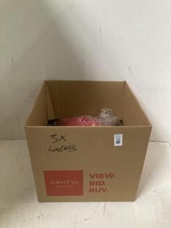 Lot 793  
            Birmingham SR108 - Parcel Delivery Only 

                
3 X LADIES JOHN LEWIS & PARTNERS CLOTHING IN VARIOUS STYLES & SIZES