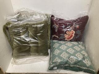 Lot 805  
            Birmingham SR108 - Parcel Delivery Only 

                
4 X JOHN LEWIS & PARTNERS TO INCLUDE BURGUNDY FLUFFY PILLOW