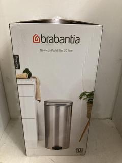 Lot 818  
            Birmingham SR108 - Parcel Delivery Only 

                
JOHN LEWIS & PARTNERS BRABANTIA TOUCH BIN 30L