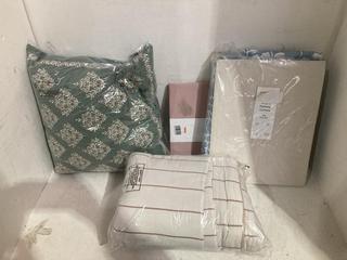 Lot 822  
            Birmingham SR108 - Parcel Delivery Only 

                
BOX OF JOHN LEWIS & PARTNERS ITEMS TO INCLUDE SOFT TOUCH WASHABLE PILLOW