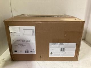 Lot 857  
            Birmingham SR108 - Parcel Delivery Only 
                
JOHN LEWIS & PARTHNERS 20L MICROWAVE