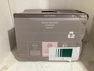 Lot 872  
            Birmingham SR108 - Parcel Delivery Only 
                
JOHN LEWIS & PARTNERS DUCK FEATHER & DOWN DUVET 225 X 220 CM