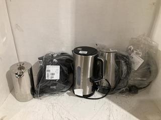 Lot 873  
            Birmingham SR108 - Parcel Delivery Only 
                
BOX OF JOHN LEWIS & PARTNERS ITEMS TO INCLUDE DELONGHI BALLERINA KETTLE 1.7L