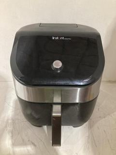 Lot 876  
            Birmingham SR108 - Parcel Delivery Only 
                
JOHN LEWIS & PARTNERS INSTANT VORTEX PLUS AIR FRYER