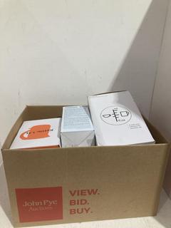 Lot 899  
            Birmingham SR108 - Parcel Delivery Only 
                
BOX OF JOHN LEWIS & PARTNER ITEMS TO INCLUDE ANYDAY 1.5L KETTLE