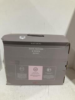 Lot 949  
            Birmingham SR108 - Parcel Delivery Only 
                
JOHN LEWIS & PARTNERS NATURAL DUCK FEATHER & DOWN DUVET 200 X 200 CM