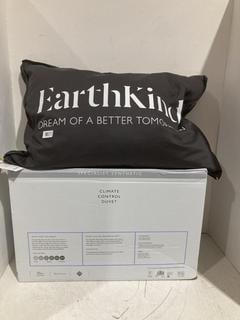 Lot 954  
            Birmingham SR108 - Parcel Delivery Only 
                
2 X JOHN LEWIS & PARTNERS ITEMS TO INCLUDE EARTHKIND NATURAL FEATHER & DOWN 100 %...