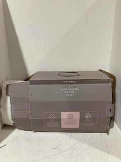 Lot 963  
            Birmingham SR108 - Parcel Delivery Only 
                
JOHN LEWIS & PARTNERS NATURAL DUCK FEATHER & DOWN DUVET 200 X 200 CM