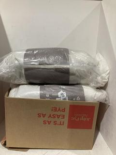 Lot 971  
            Birmingham SR108 - Parcel Delivery Only 
                
BOX OF JOHN LEWIS & PARTNERS ITEMS TO INCLUDE DUCK FEATHER PILLOW PAIR