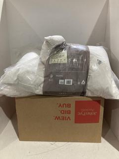 Lot 976  
            Birmingham SR108 - Parcel Delivery Only 
                
BOX OF JOHN LEWIS & PARTNERS ITEMS TO INCLUDE NATURAL DUCK FEATHER & DOWN PILLOW