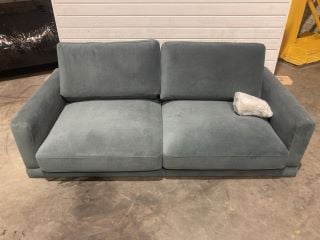 Lot 1  
            Birmingham - Collection or Delivery 

                
DAVID PHILLIPS 2 SEATER SOFA OCEAN BLUE