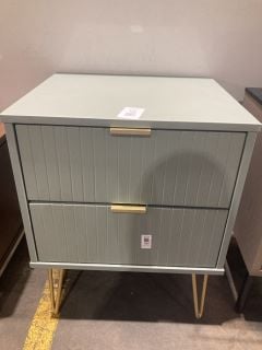 Lot 58  
            Birmingham - Collection or Delivery 

                
DAVID PHILLIPS CONRAD 2 DRAWER BEDSIDE TABLE IN GREEN RRP £229