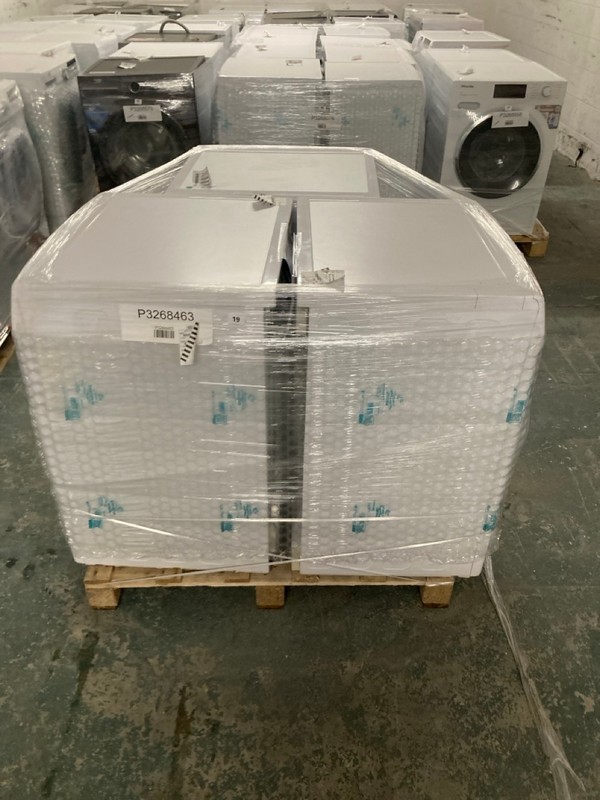 Lot 19  
            Nottingham SR3 - Delivery Or Collection 

                
1X PALLET WITH TOTAL RRP VALUE OF £735 TO INCLUDE 1X LOGIK HEAT PUMP MODEL NO LHP...