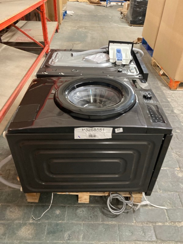 Lot 27  
            Nottingham SR3 - Delivery Or Collection 

                
1X PALLET WITH TOTAL RRP VALUE OF £743 TO INCLUDE 2X SAMSUNG WASHING MACHINES MOD...