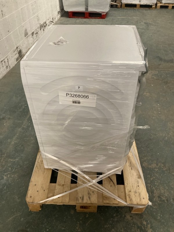 Lot 7  
            Nottingham SR3 - Delivery Or Collection 

                
1X PALLET WITH TOTAL RRP VALUE OF £809 TO INCLUDE 1X BOSCH WASHING MACHINES MODEL...