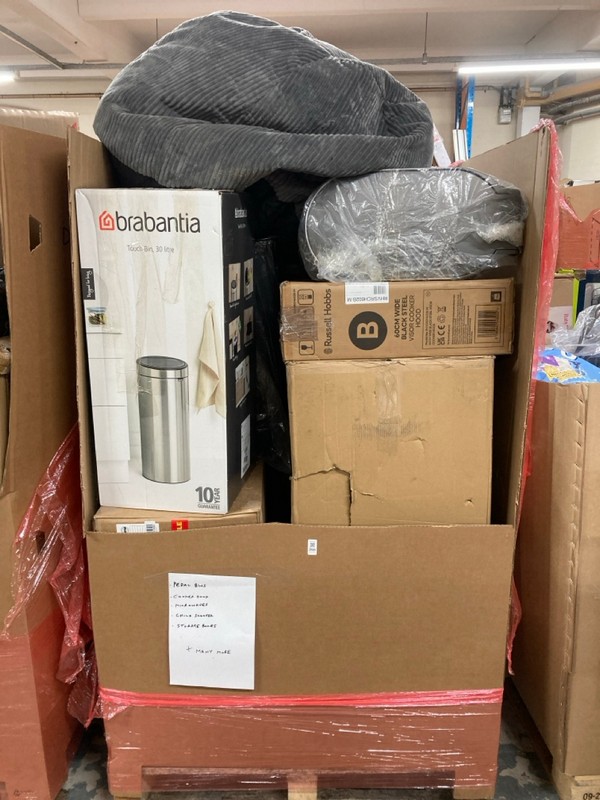 Lot 266  
            Nottingham SR6 - Delivery Or Collection 

                
PALLET OF ITEMS TO INC COOKER HOOD, MICROWAVES, KIDS SCOOTER AND STORAGE BOXES (A...