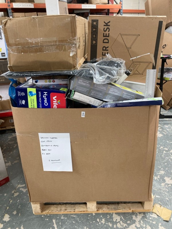 Lot 269  
            Nottingham SR6 - Delivery Or Collection 

                
PALLET OF ITEMS TO INC VACUUM CLEANER, PC DESK, CAR & HOUSEHOLD ITEMS (ALL ITEMS ...