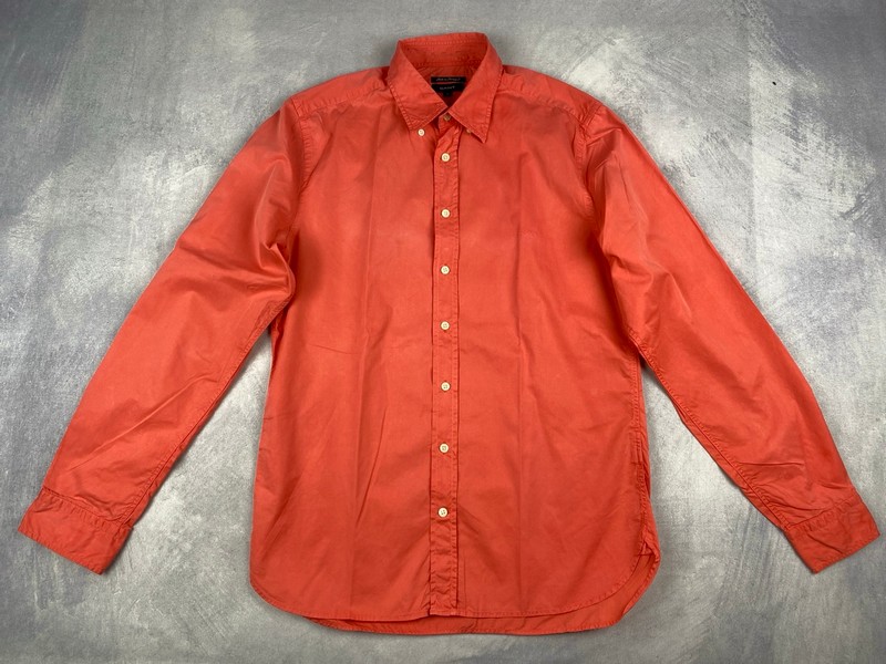 Lot 120  
            Nottingham Luxury Room - Delivery Only 

                
Gant Longsleeve Shirt - Size L (VAT ONLY PAYABLE ON BUYERS PREMIUM)