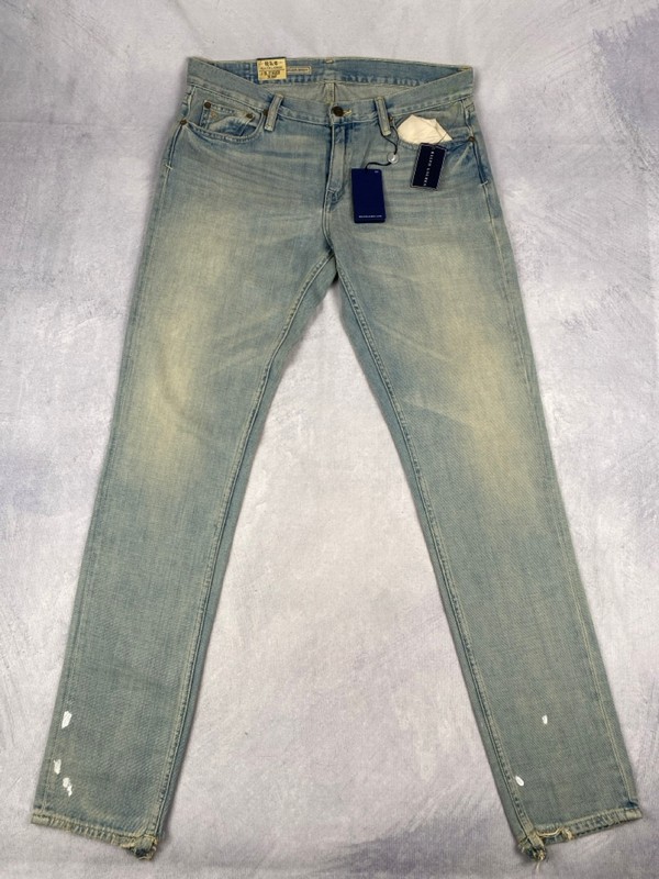 Lot 125  
            Nottingham Luxury Room - Delivery Only 

                
Ralph Lauren Stacked Skinny Jeans - Size W30 (VAT ONLY PAYABLE ON BUYERS PREMIUM)