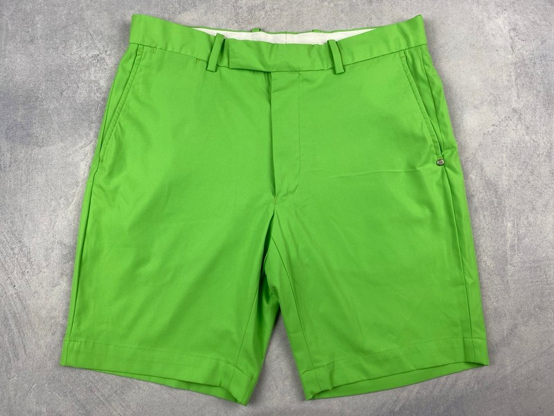 Lot 129  
            Nottingham Luxury Room - Delivery Only 

                
Ralph Lauren RLX Shorts - Approx 16.5" (VAT ONLY PAYABLE ON BUYERS PREMIUM)
