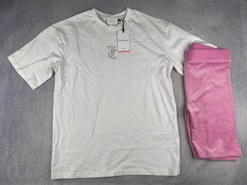 Lot 164  
            Nottingham Luxury Room - Delivery Only 

                
Juicycouture Girls T-Shirt And Velour Cycling Short Set In Pink. Size:  16  Y. Rr...
