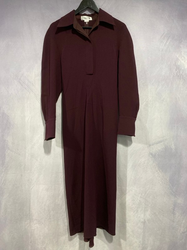 Lot 17  
            Nottingham Luxury Room - Delivery Only 

                
Victoria Beckham Polo Collar Midi Dress - Size 8 - Original RRP £990