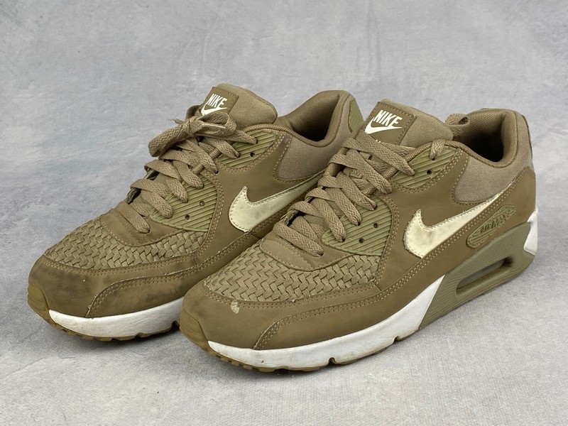 Lot 182  
            Nottingham Luxury Room - Delivery Only 

                
Nike Air Max 90 Ultra 2.0 Sneakers - Size 9 (VAT ONLY PAYABLE ON BUYERS PREMIUM)