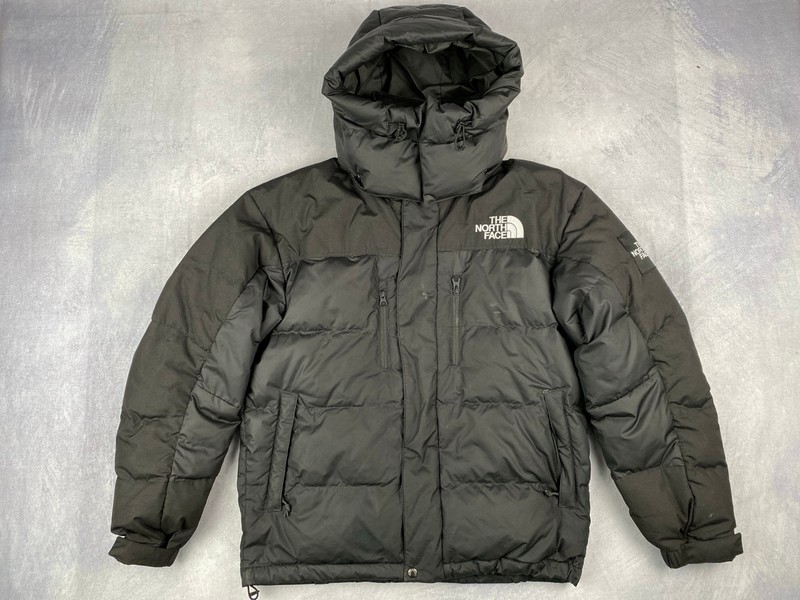 Lot 188  
            Nottingham Luxury Room - Delivery Only 

                
The Northface Puffer Jacket - Size S (VAT ONLY PAYABLE ON BUYERS PREMIUM)