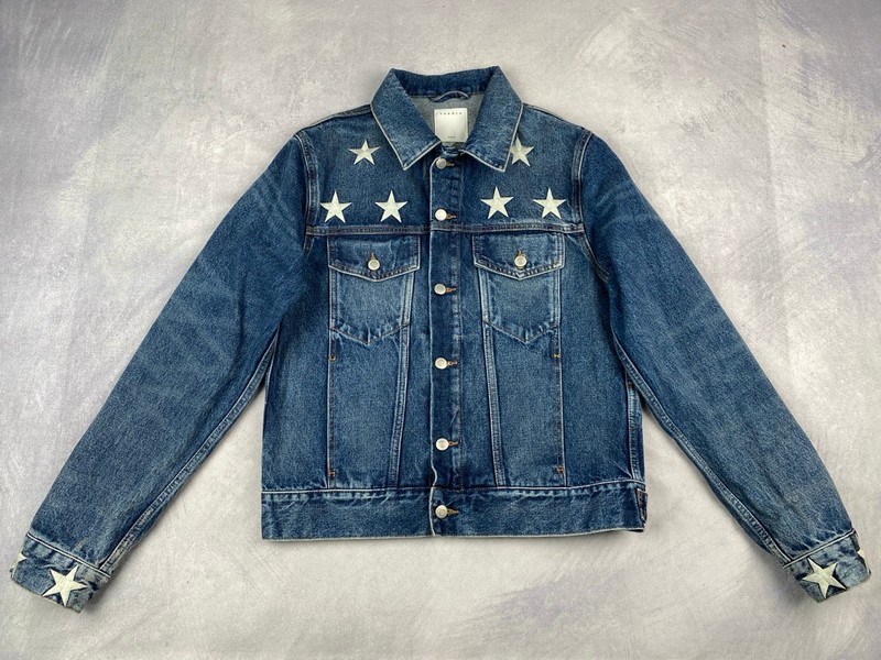 Lot 192  
            Nottingham Luxury Room - Delivery Only 

                
Sandro Star Embroidered Denim Jacket - Size L (VAT ONLY PAYABLE ON BUYERS PREMIUM)