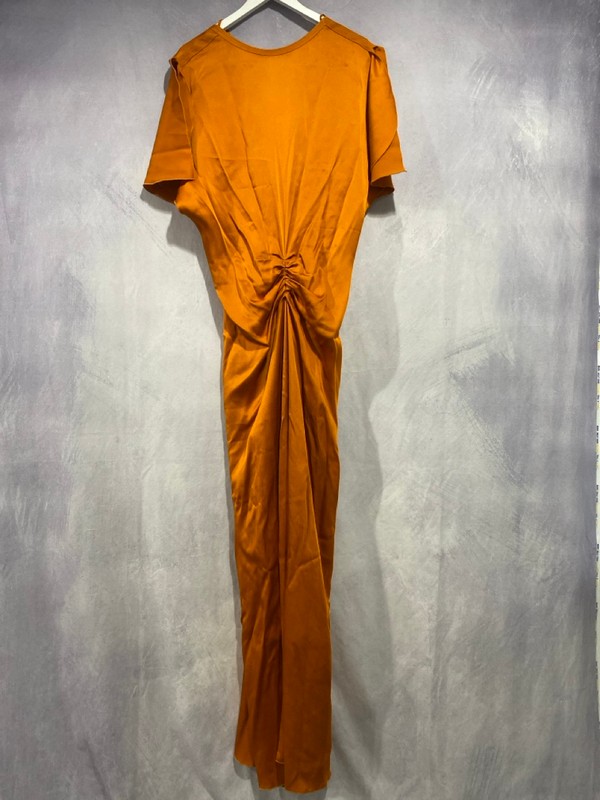 Lot 19  
            Nottingham Luxury Room - Delivery Only 

                
Victoria Beckham Gathered Dress - Size 14 - Original RRP £990