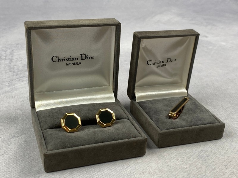 Lot 211  
            Nottingham Luxury Room - Delivery Only 

                
Christian Dior Monsieur Gold-Tone Cufflinks And Tie Clip Set With Boxes - (VAT ON...