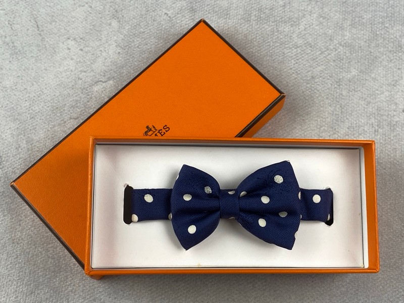 Lot 223  
            Nottingham Luxury Room - Delivery Only 

                
Hermes Paris Navy Blue And White Polka Dot Silk Bow Tie With Box - (VAT ONLY PAYA...