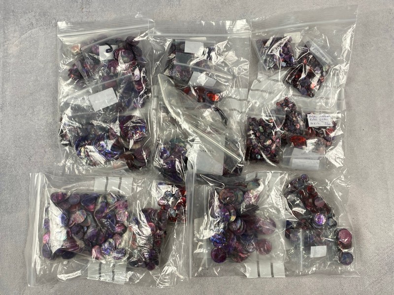 Lot 243  
            Nottingham Luxury Room - Delivery Only 

                
Five Bags of Iridescent Coloured Stones, mixed Shapes and Sizes, approx. 1.14Kg (...