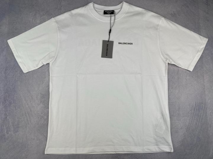 Lot 255  
            Nottingham Luxury Room - Delivery Only 

                
Balenciaga Wardrobe Unisex Oversized T-shirt, Tag - Size M (VAT ONLY PAYABLE ON B...