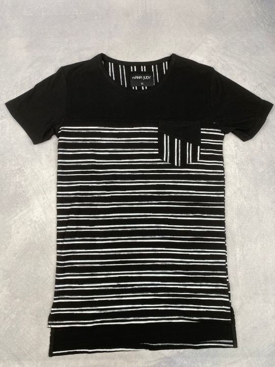 Lot 259  
            Nottingham Luxury Room - Delivery Only 

                
Nana Judy Top - Size XS (VAT ONLY PAYABLE ON BUYERS PREMIUM)