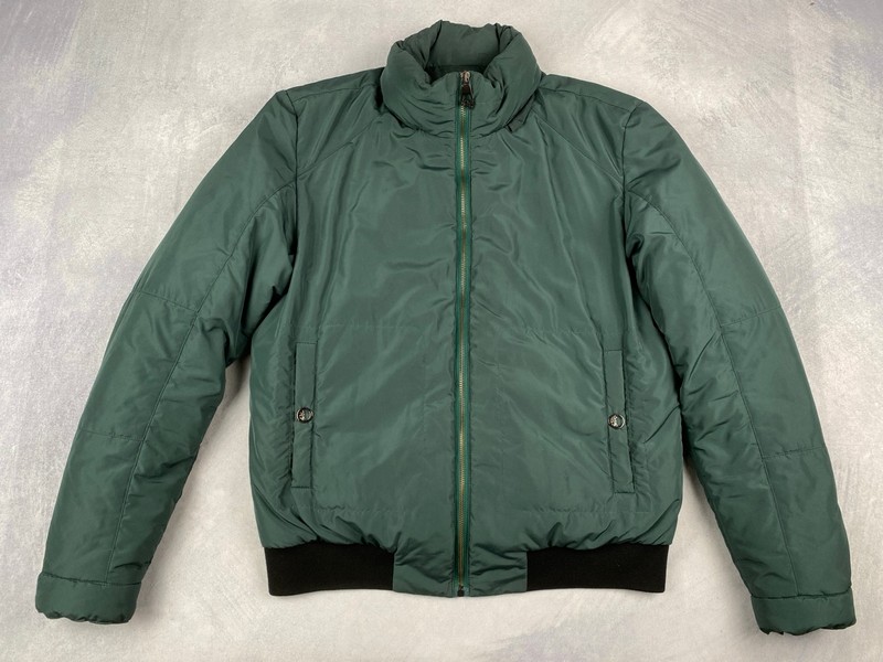 Lot 27  
            Nottingham Luxury Room - Delivery Only 

                
Versace Collection Puffer Jacket - Size 52 (VAT ONLY PAYABLE ON BUYERS PREMIUM)