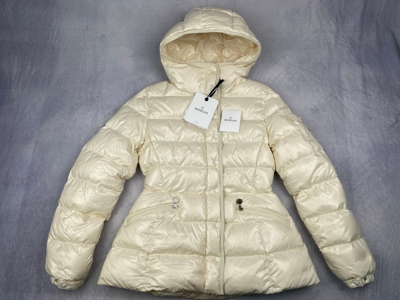 Lot 3  
            Nottingham Luxury Room - Delivery Only 

                
Moncler Barante Jacket, Tag/Spare Buttons - Size 1 - Original RRP £1,565