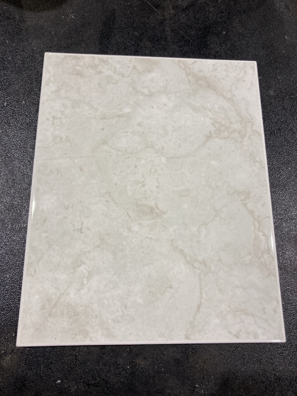 Lot 1  
            Birmingham - Collection Only 

                
QUANTITY OF ASSORTED WALL TILES TO INCLUDE RAGNO T10 FONTANE RO/S0G66 (APPROX 20 ...