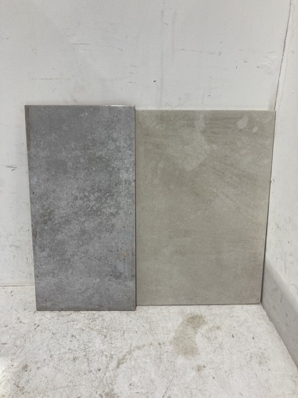 Lot 21  
            Birmingham - Collection Only 

                
QUANTITY OF ASSORTED WALL TILES TO INCLUDE CIFRE CERÁMICA NAPOLES PEARL RELIEVE (...