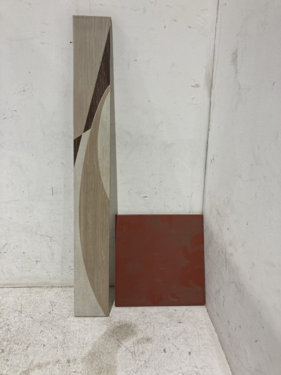 Lot 35  
            Birmingham - Collection Only 

                
QUANTITY OF ASSORTED WALL TILES TO INCLUDE CERAMICA COLLI DI SASSUOLO ARTICOLO 41...