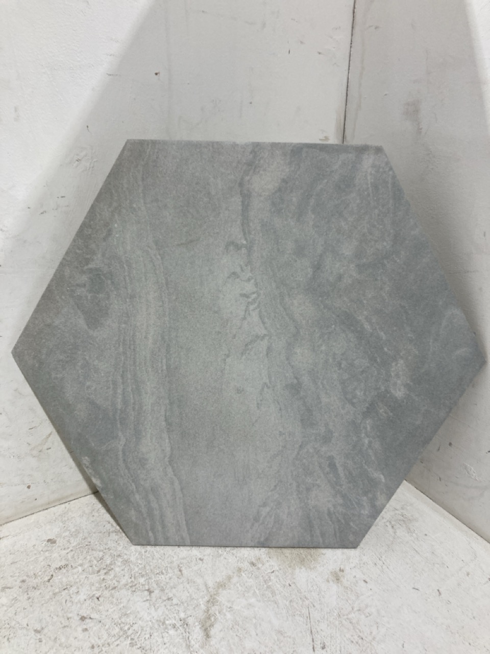 Lot 40  
            Birmingham - Collection Only 

                
QUANTITY OF CODICER RÚSTICOS DE ALTA COCCIÓN 95 TERMOKER PORCELANICO ARCADIA GRIS...