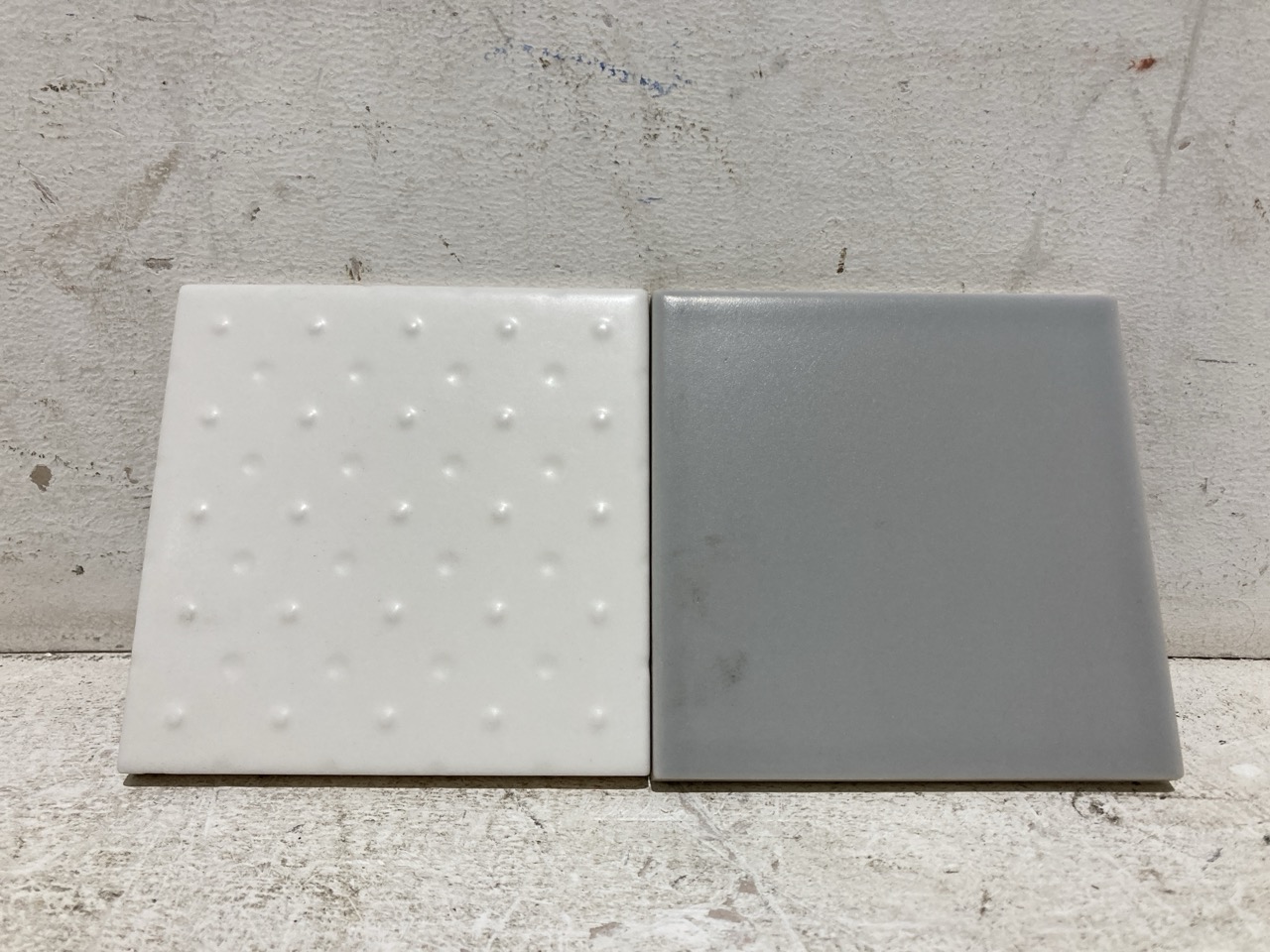 Lot 53  
            Birmingham - Collection Only 

                
QUANTITY OF ASSORTED WALL TILES TO INCLUDE DECODER ACERO LISO GRIS AL-70 (APPROX ...
