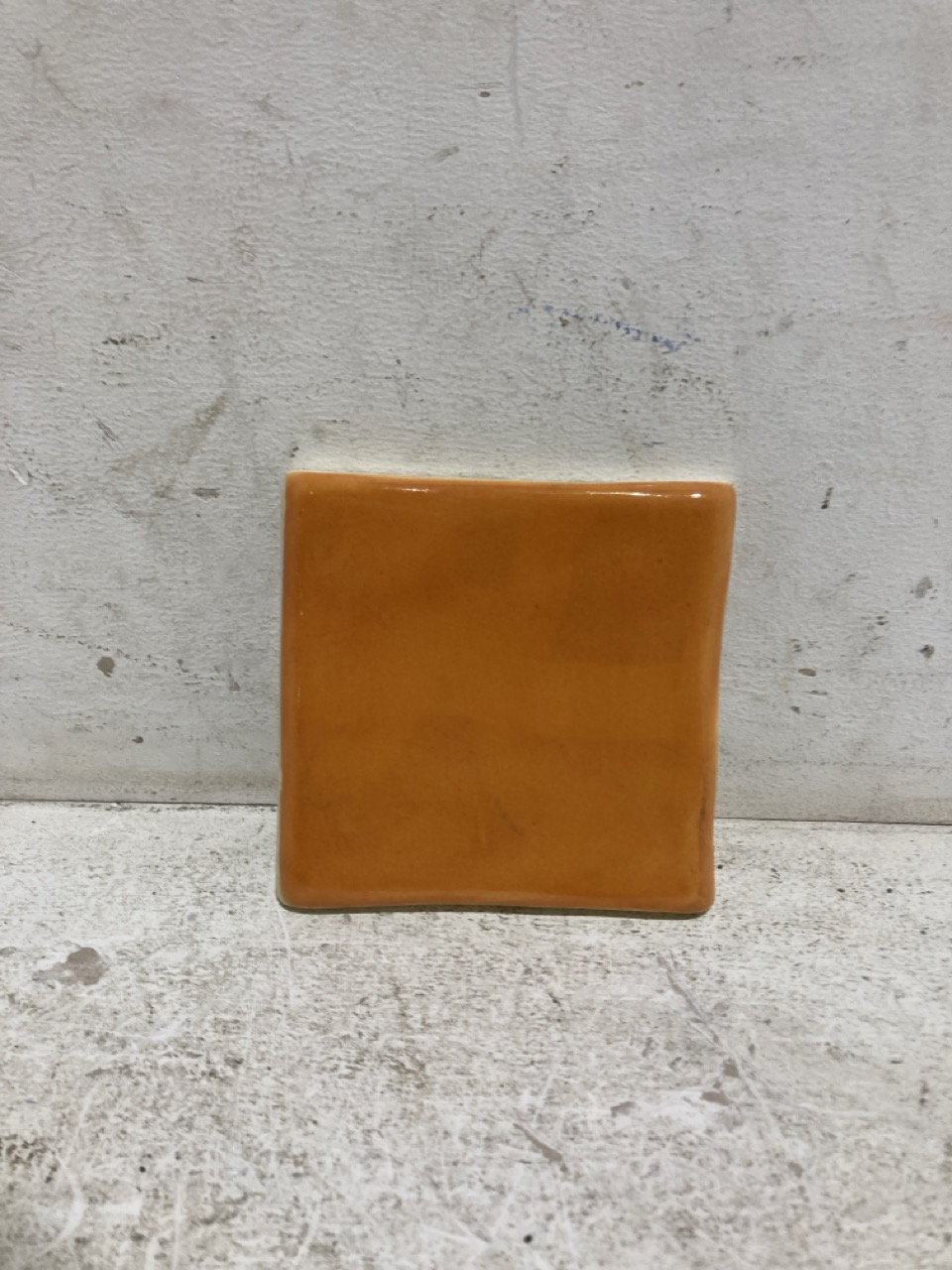 Lot 58  
            Birmingham - Collection Only 

                
QUANTITY OF CERAGLOBE COMPANY LIMITED T048 TANGERINE WALL TILES (APPROX 14 BOXES)