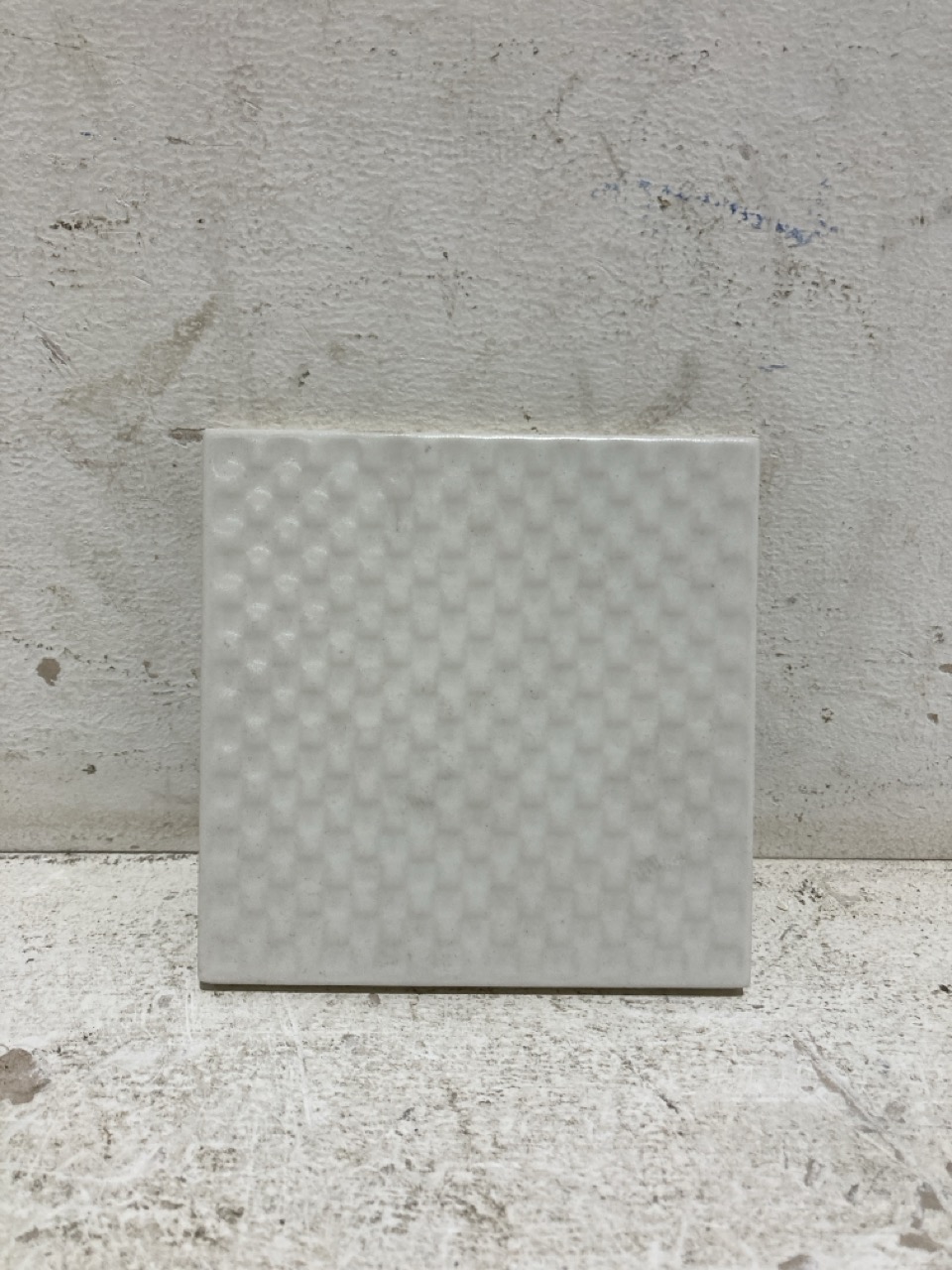 Lot 70  
            Birmingham - Collection Only 

                
QUANTITY OF DECODER ACERO CUBICO PERLA AC-20 WALL TILES (APPROX 15 BOXES)