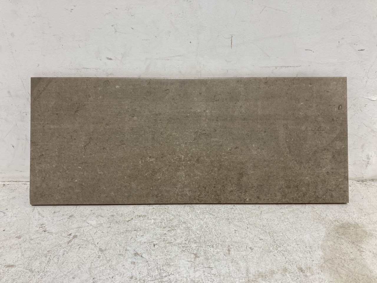 Lot 7  
            Birmingham - Collection Only 

                
QUANTITY OF AB WALL TILES TO INCLUDE METROPOLI BROWN (APPROX 30 BOXES)