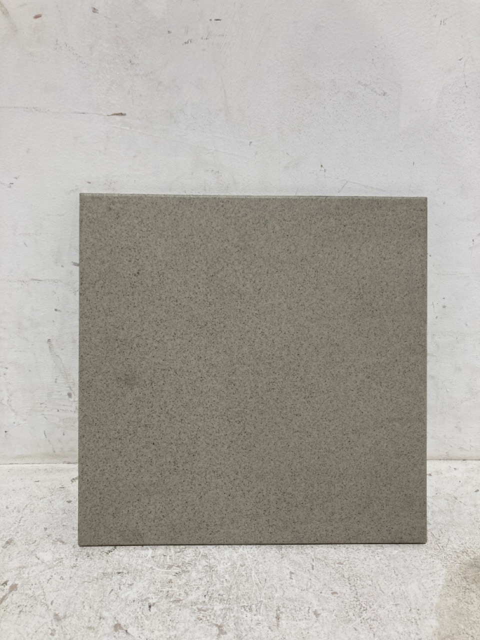 Lot 8  
            Birmingham - Collection Only 

                
QUANTITY OF NF UPEC WALL TILES TO INCLUDE KRETA HELLGRAU (APPROX 24 BOXES)