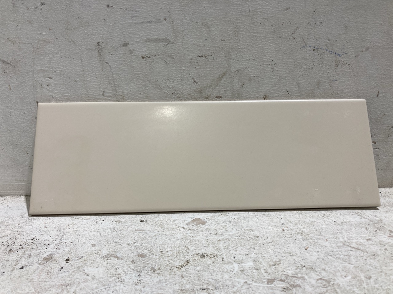 Lot 91  
            Birmingham - Collection Only 

                
QUANTITY OF RAGNO D30 UNIT.BEIGE MAT R1UW WALL TILES (APPROX 22 BOXES)